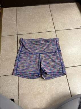 Xersion Women's Space Dye Fitted Athletic Shorts - Size S